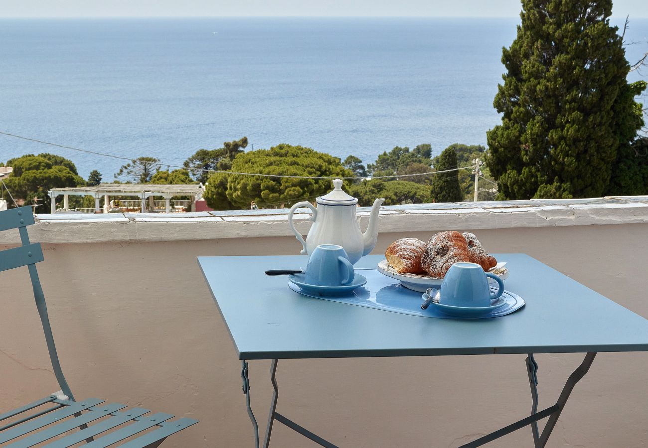 Appartamento a Capri - L'affresco caprese a 10 minuti dalla piazzetta