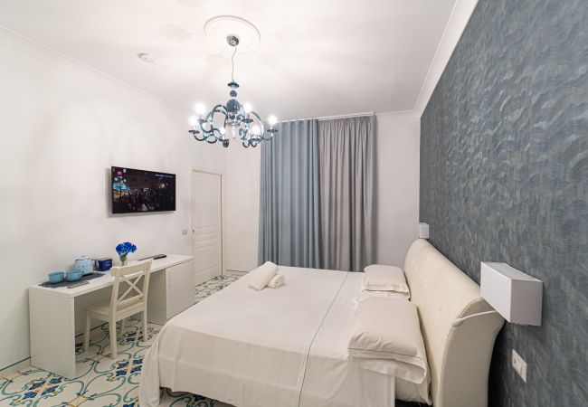  a Sorrento - Mariarosaria Resort  Sorrento suite Amalfi