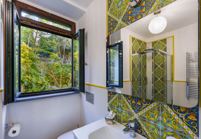 Apartment in Sorrento - -Vallone dei Mulini Suite 2 minutes from Piazza Tasso Apartment in Sorrento - -Vallone dei Mulini Suite 2 minutes from Piazza Tasso