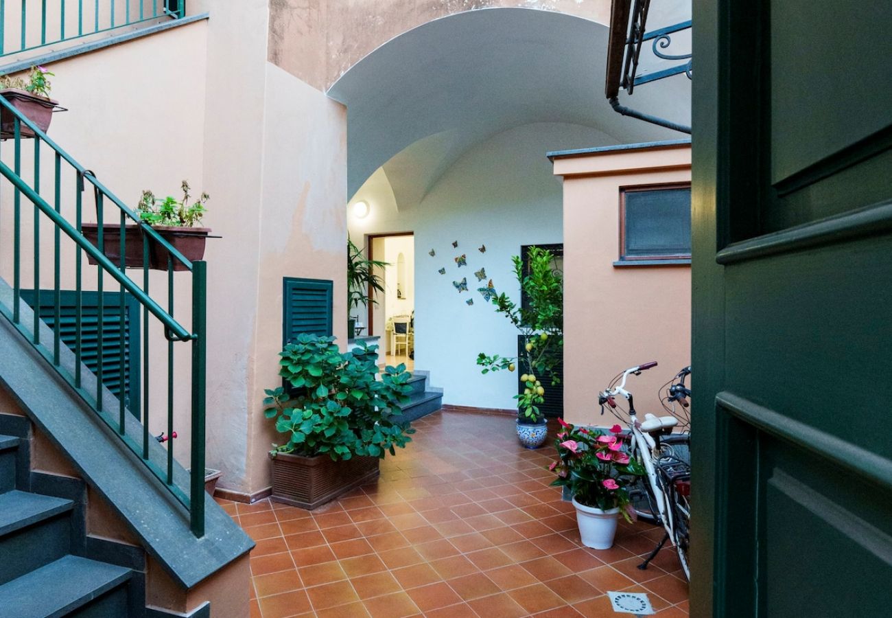 Apartment in Sorrento - -Vallone dei Mulini Suite 2 minutes from Piazza Tasso
