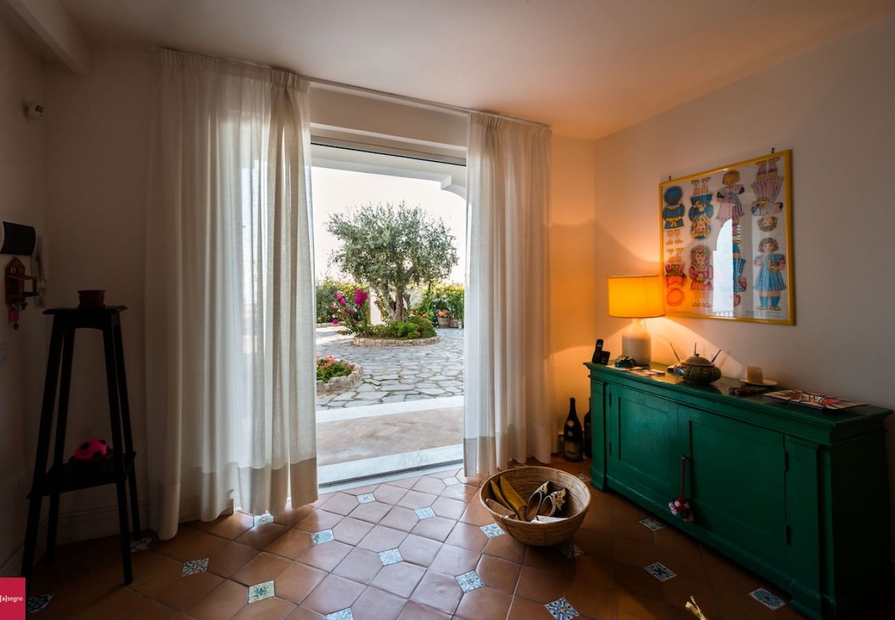 Apartment in Piano di Sorrento - Il Nibbio at 10 kilometres to Positano. 