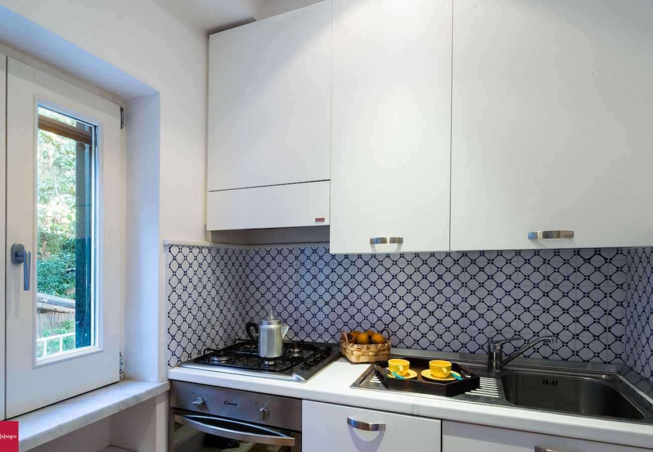 Apartment in Piano di Sorrento - Il Nibbio at 10 kilometres to Positano. 