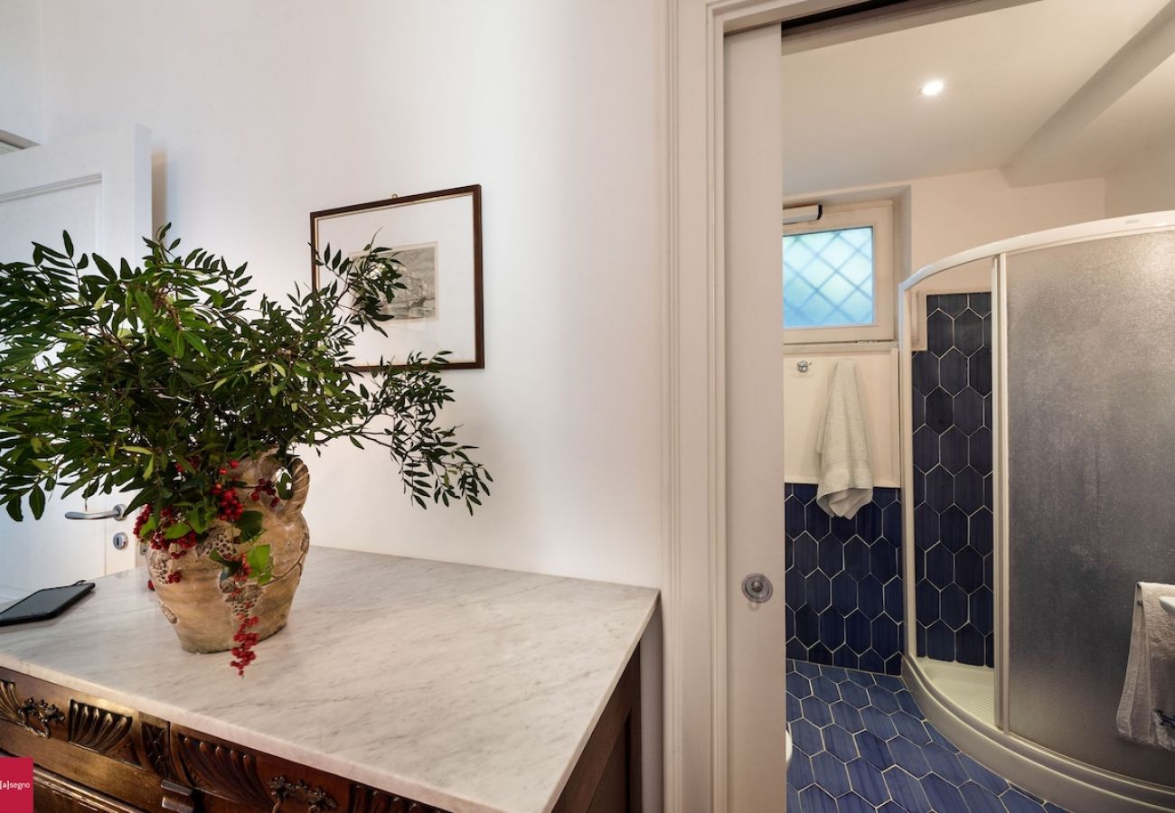 Apartment in Piano di Sorrento - Il Nibbio at 10 kilometres to Positano. 