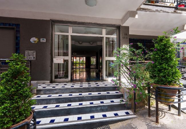 Rent by room in Sorrento - Sofi' Sorrento suite: Positano in the center Rent by room in Sorrento - Sofi' Sorrento suite: Positano in the center