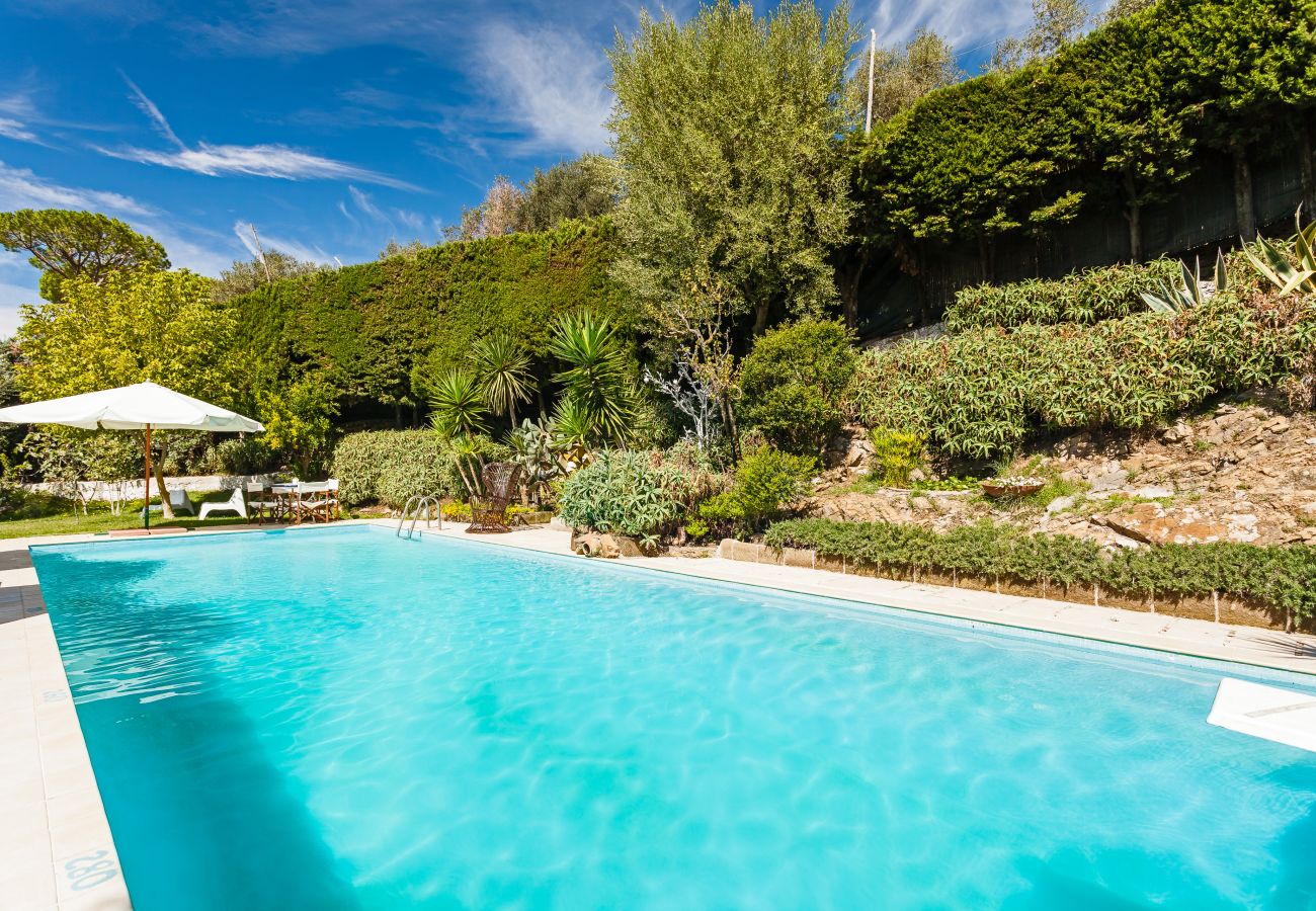 Villa in Massa Lubrense - Villa Capri sunshine with swimming pool