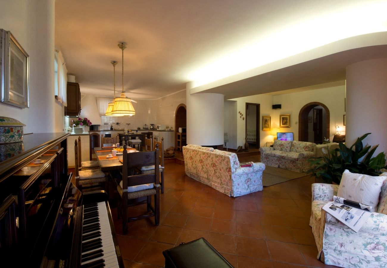 Apartment in Sorrento - Villa le Olivine Less then 5 min to Sorrento 