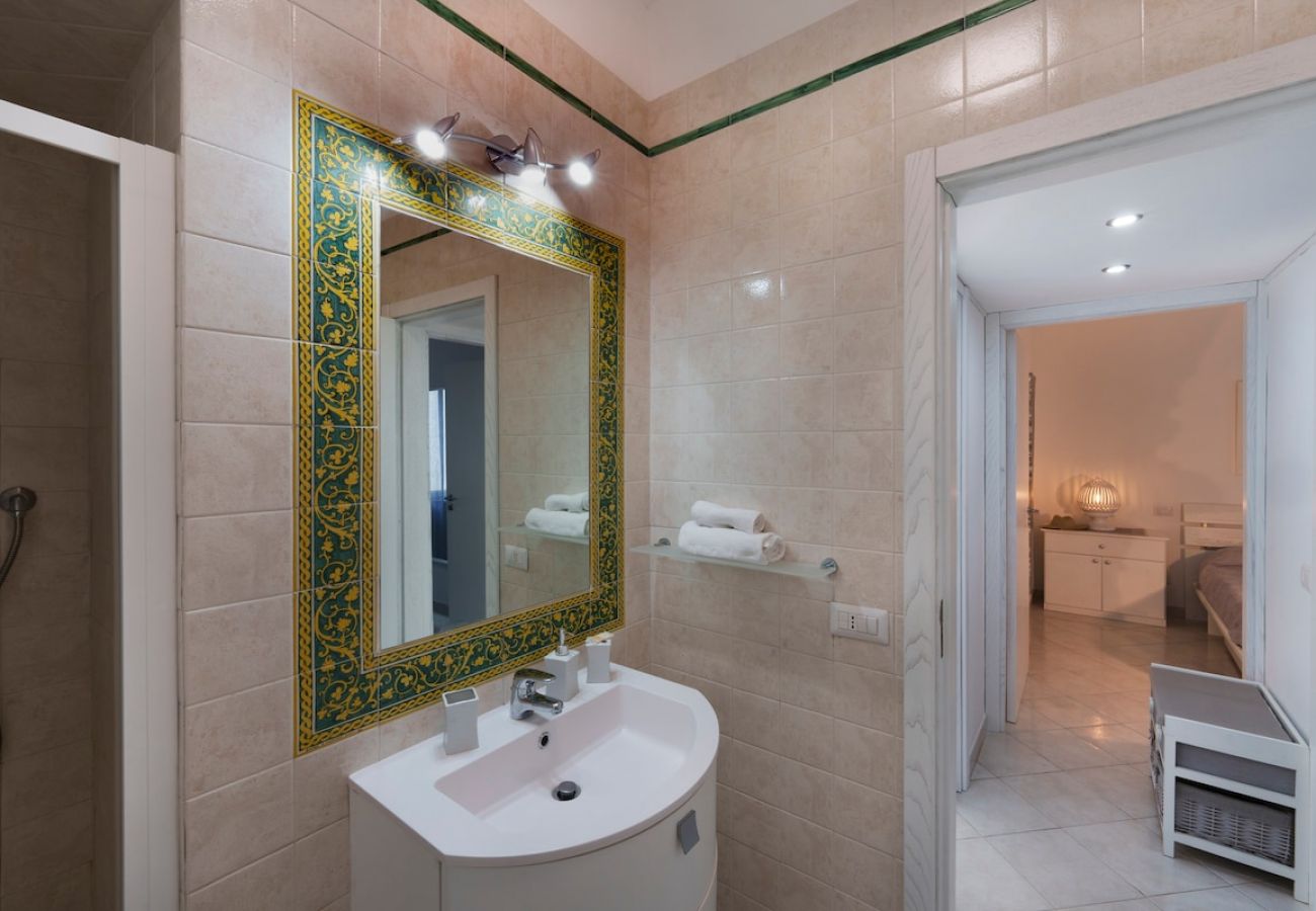 Apartment in Massa Lubrense - Belvedere apartament in Nerano stunning sea view 