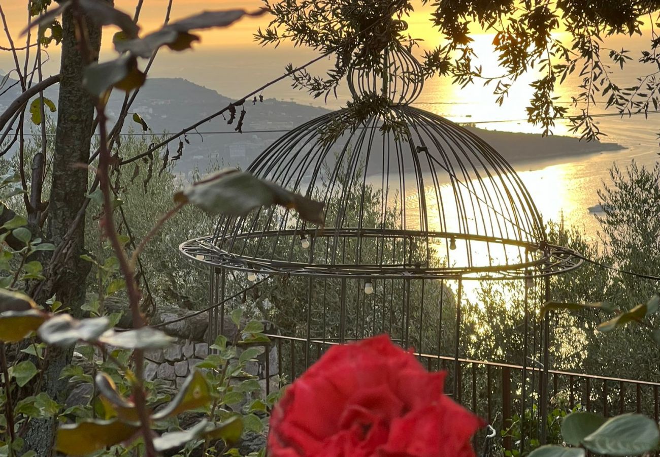 Rent by room in Vico Equense - Camera La Contessa ad Astapiana