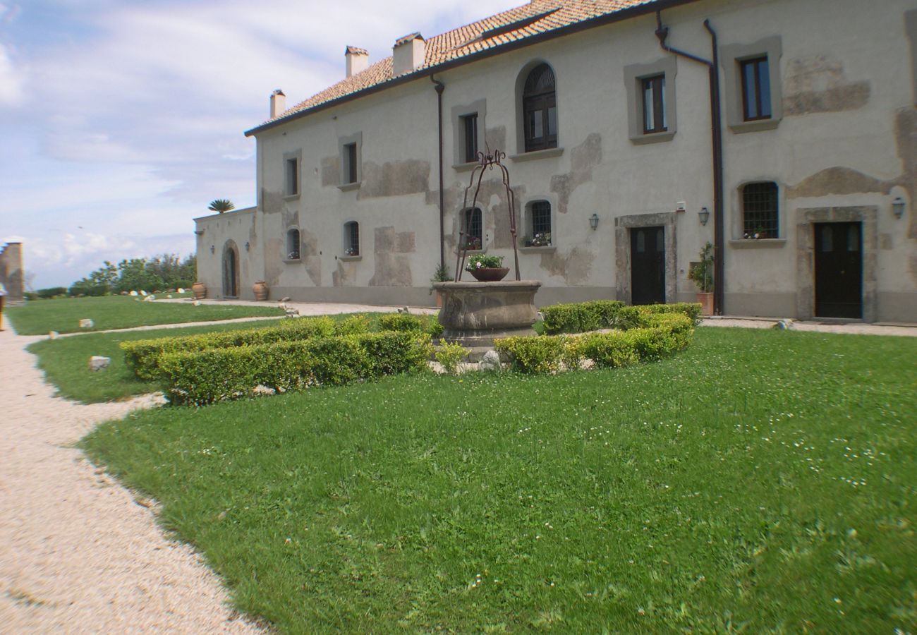 Rent by room in Vico Equense - Camera La Contessa ad Astapiana