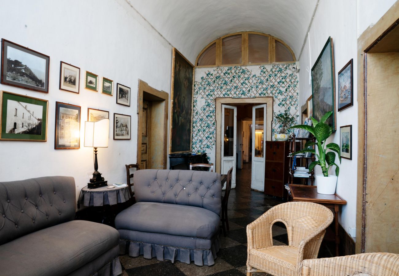 Rent by room in Vico Equense - Camera La Contessa ad Astapiana